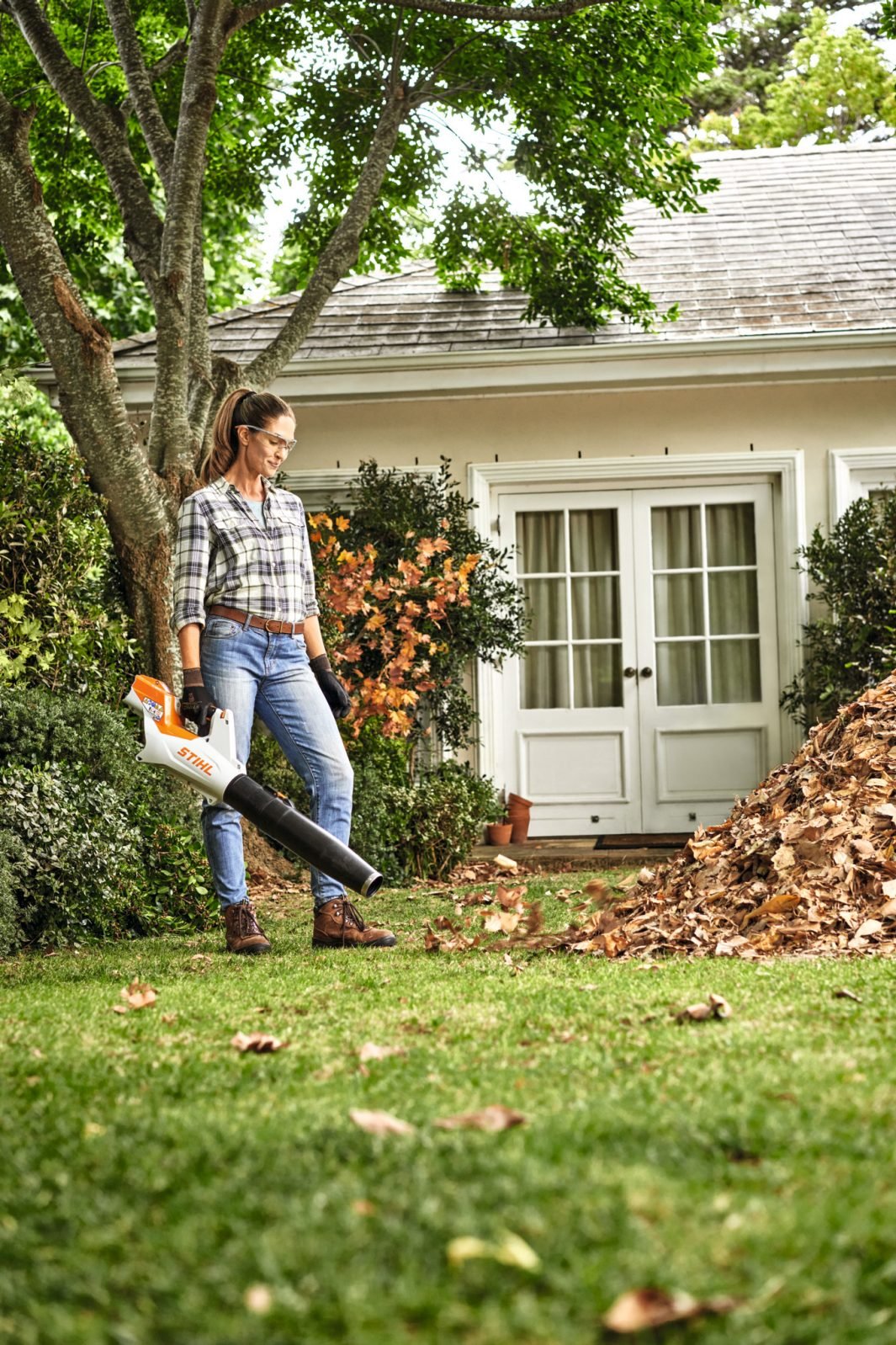 STIHL BGA 60 Laub entfernen