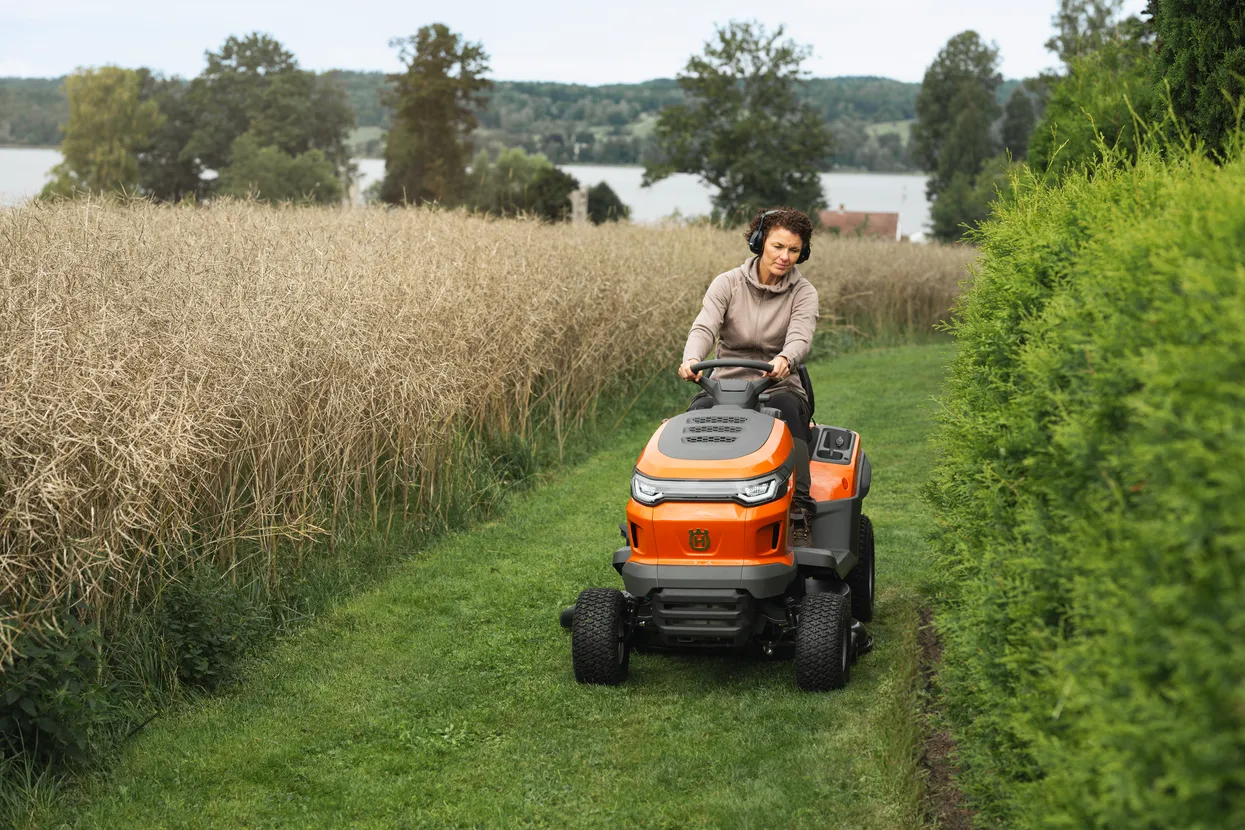 Husqvarna TS 215T Frontansicht